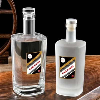 Botella de ron de vidrio de 500 ml con corcho